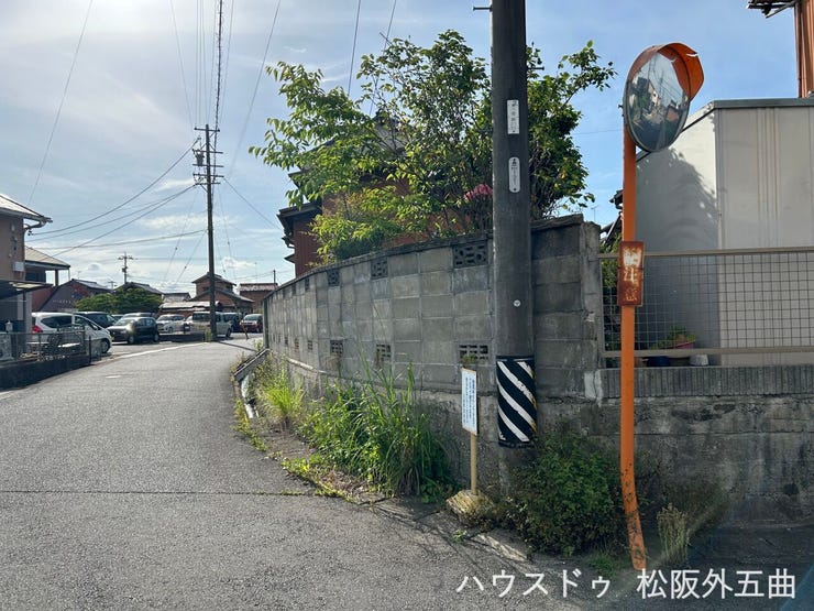 東から西に向かって撮影