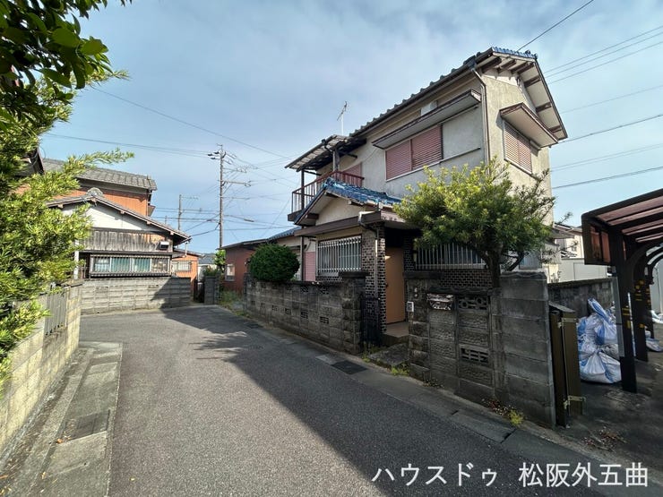 北西から南東に向かって撮影