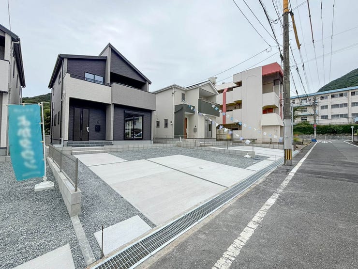 WIC2ヶ所♪小倉北区常磐町新築戸建て◎駐車場◎全室フローリング◎LDK18帖以上◎収納充実