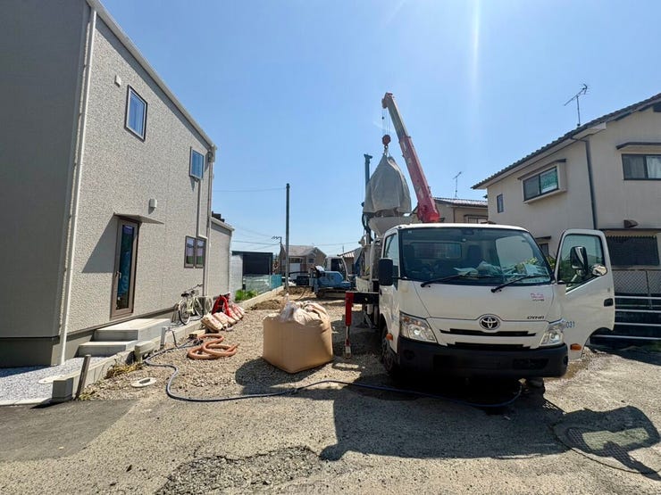【外観】
■所在地:筑紫野市紫3丁目
■建物構造:木造2階建て
■駐車台数:2台
■現況:建築中
■引渡日: