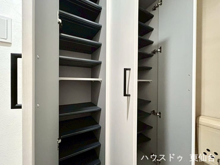 気になる収納の中はこんな感じです!奥行きもしっかりありました♪