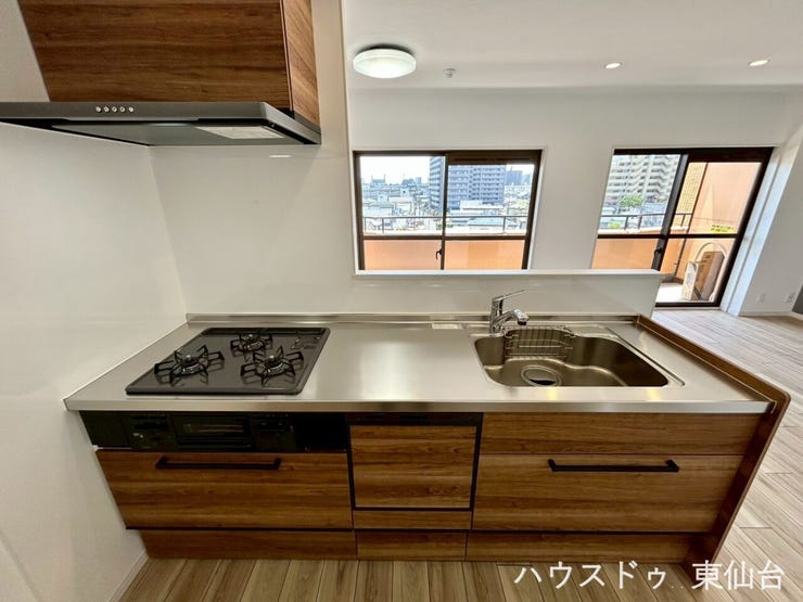 広さも使いやすさも充実しているキッチンはこちらです♪スイッチ一つで洗い物が完了♪頼もしい食洗器付きです♪