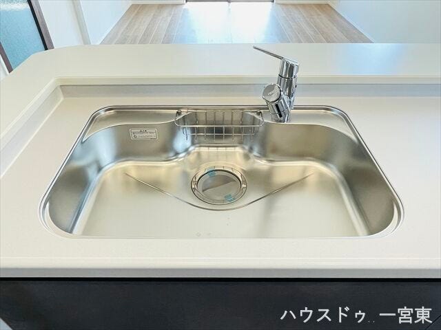 ≪シンク≫サビにくく、耐久性に優れたステンレスシンクは、長くお使いいただける頼れるパートナーです。