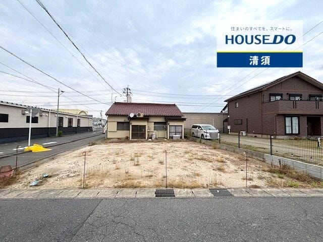 【外観】
現地外観写真です。
