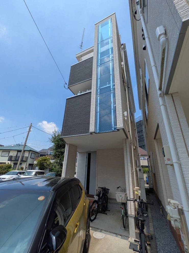 【外観】
◇JR埼京線「中浦和駅」まで徒歩約11分!
→武蔵野線駅・西浦和駅・浦和駅もご利用できる好立地♪