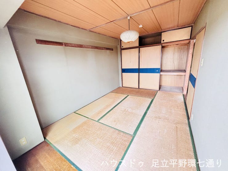和室は落ち着いた雰囲気で、客間や寝室としても使いやすい空間です。