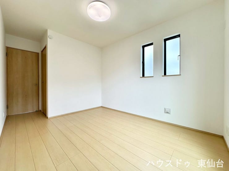 6.25帖の使いやすい広さ。
快適なプライベート時間を確保でいますね。