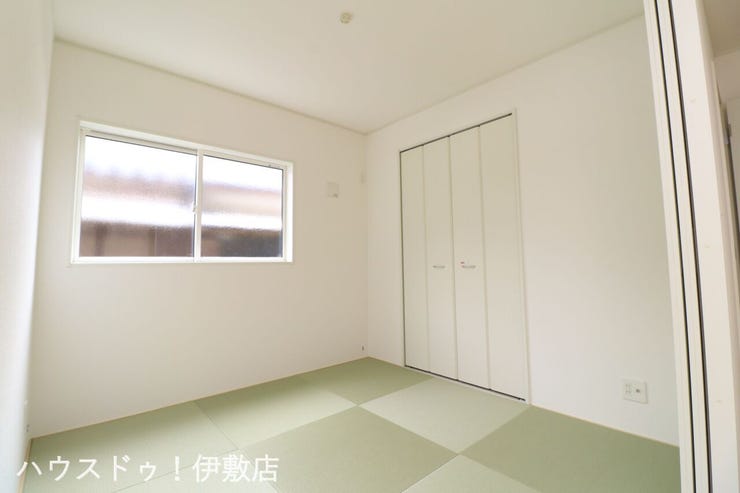 下伊敷２丁目 新築戸建 【和室4.5帖】
押入付きの和室で、布団なども楽々収納できます