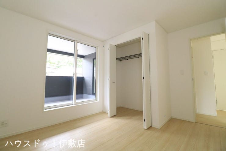 下伊敷２丁目 新築戸建 【洋室6帖】
2F各洋室6帖以上と広々としており、ゆっくりとくつろげます