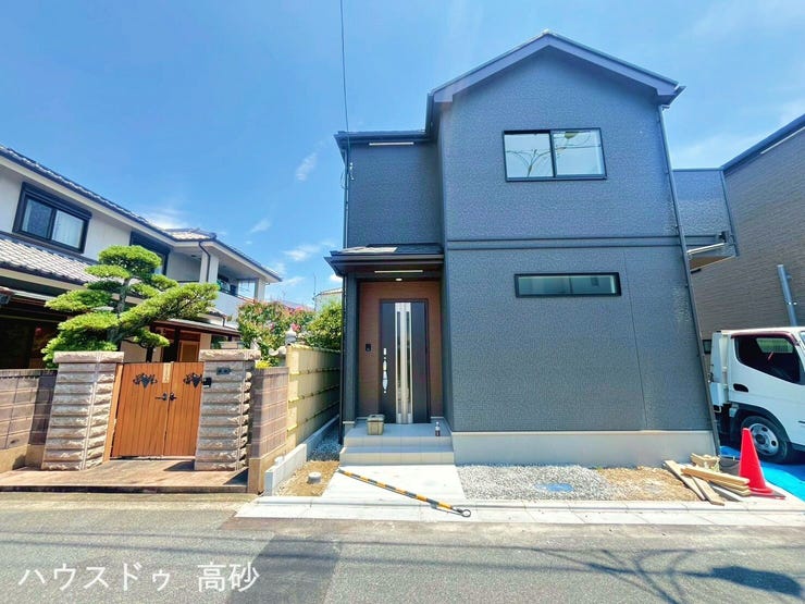 【外観】
落ち着いた佇まいが心地よい暮らしを叶えます(撮影日:2026.7.3)