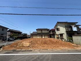 刈谷市半城土中町１丁目