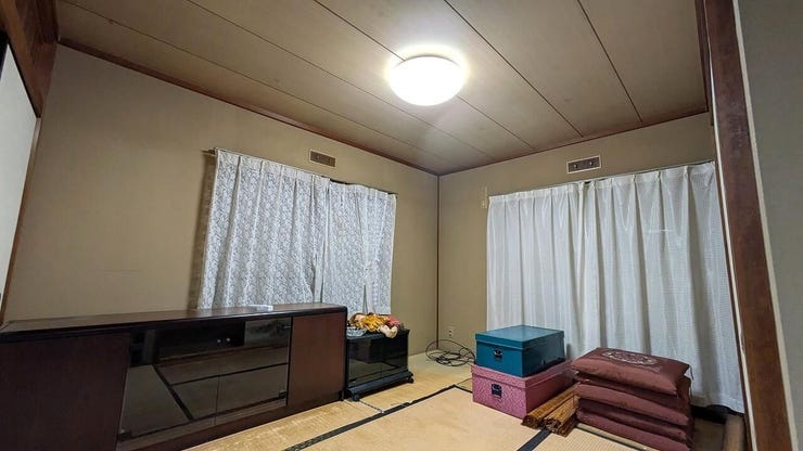 二面採光で明るい和室になります!心地よい風が通り抜ける安らぎの空間です。