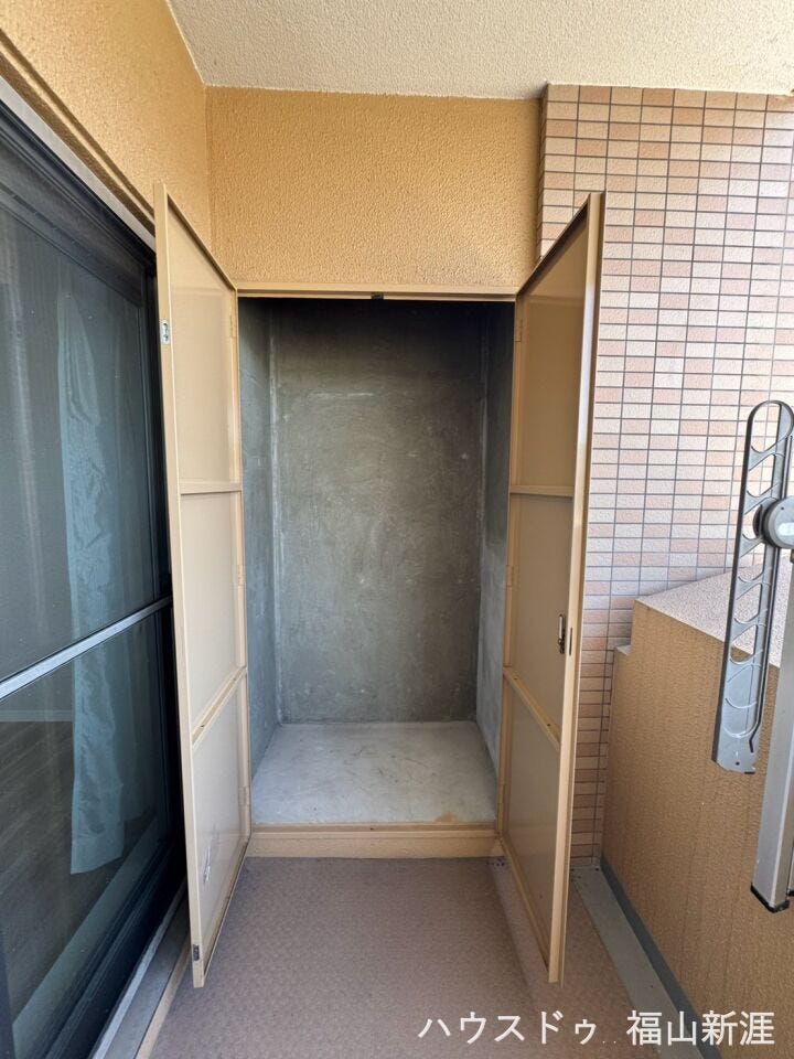 物置などにも便利な収納スペースです◎