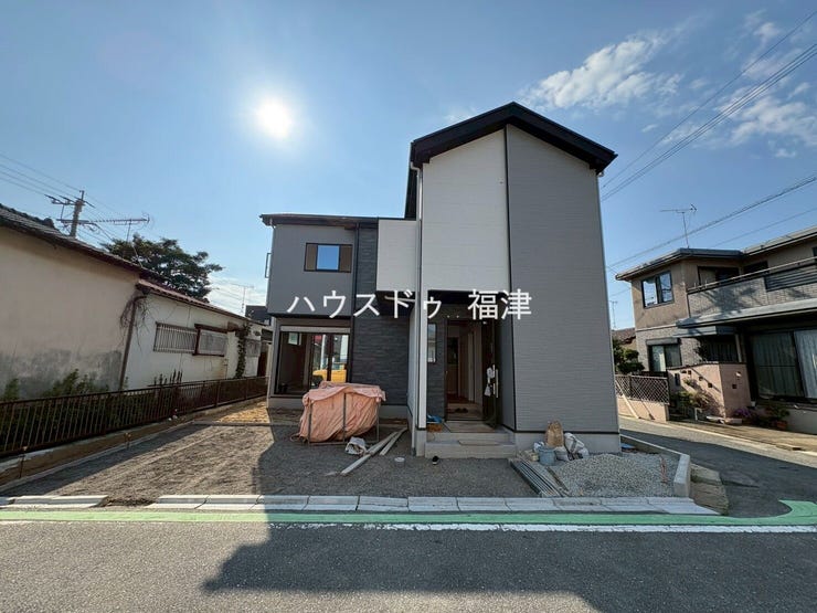 【外観】
2026年7月中旬 撮影♪
《糟屋郡新宮町夜臼3丁目 新築戸建》