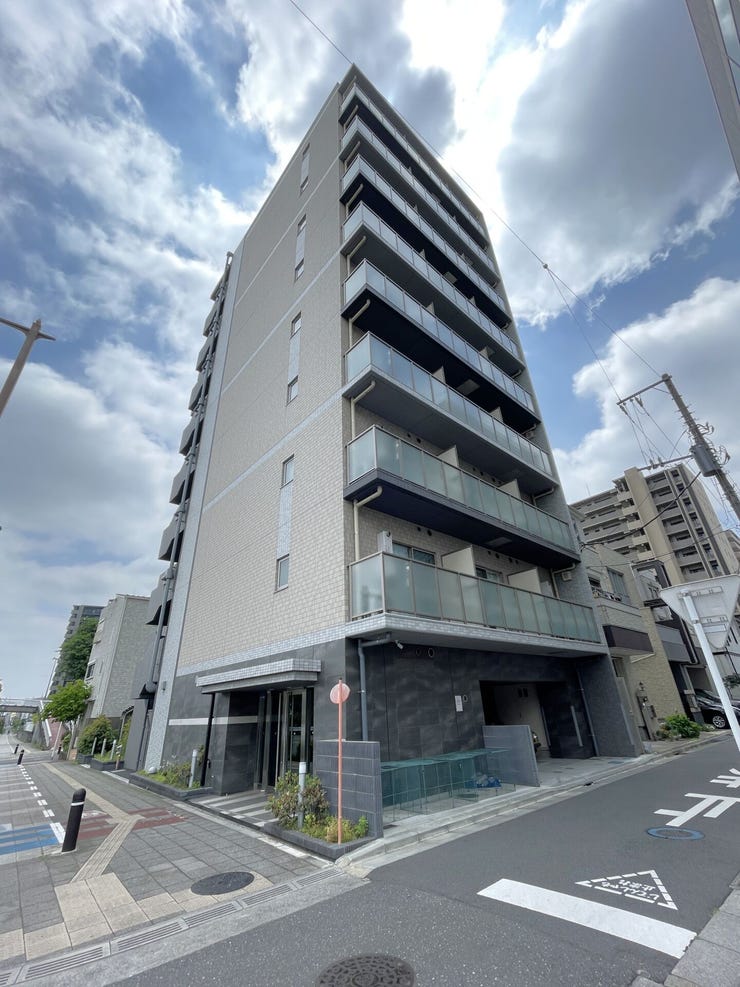 【外観】
◆JR京浜東北線「北浦和駅」まで徒歩約9分!
→複数路線ご利用可能な「浦和駅」までは徒歩約19分
→県内だけでなく都内への移動も楽々♪
→通勤・通学利便性を重視する層からの検討が見込まれる立地!