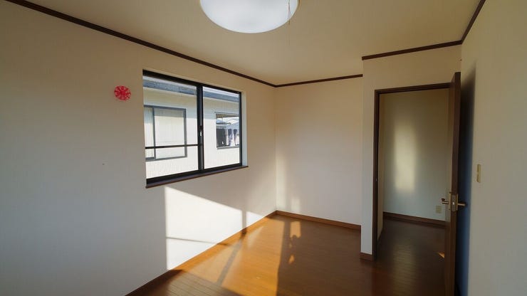 7帖の洋室は寝室に最適♪