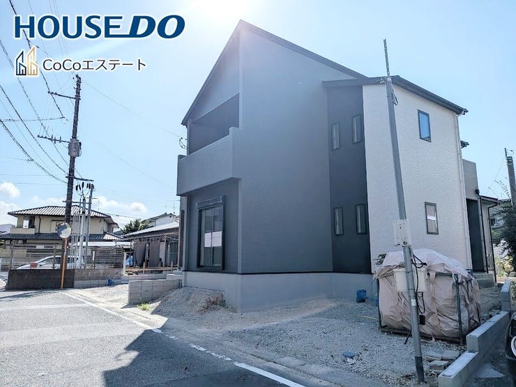 □■駐車場■□
駐車スペース2台分♪
来客時にも安心。