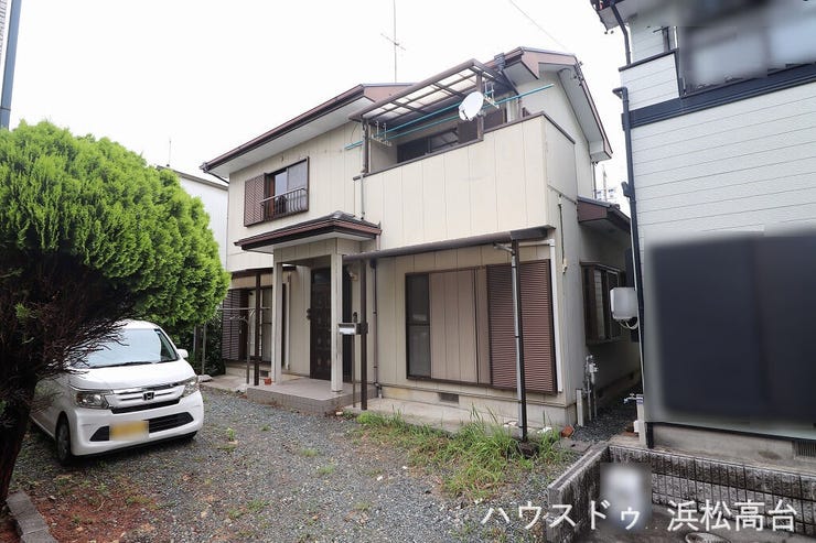 【外観】
【appearance】
コンパクトな敷地ですが、お庭スペースもあり、間取りはゆったりとしています。