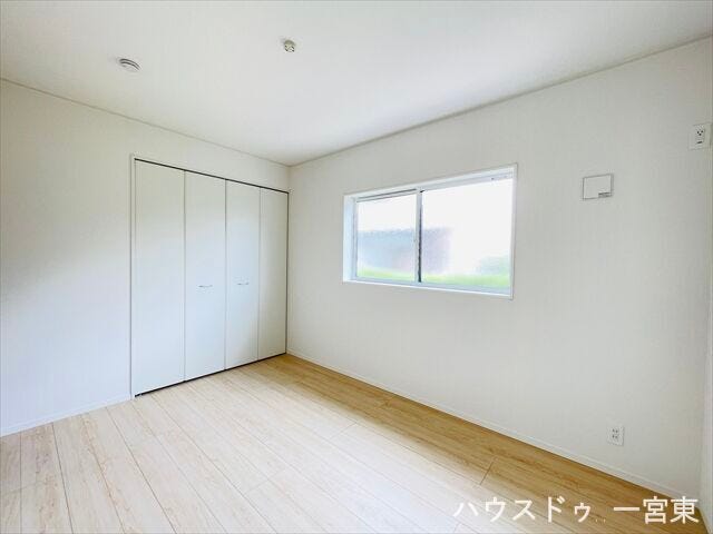【6.5帖北】収納スペースも完備された洋室は、子供部屋としても、寝室としてもお使い頂けます。