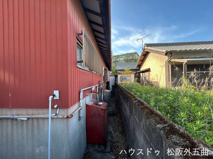 境界 北東側
南東から北西に向かって撮影