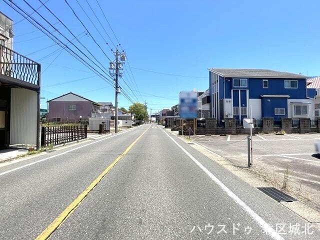 【北側前面道路】