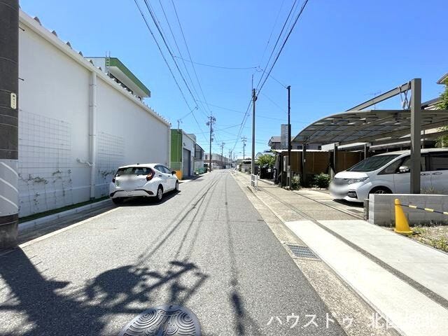 【南側前面道路】