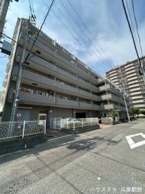 神戸市兵庫区塚本通８丁目