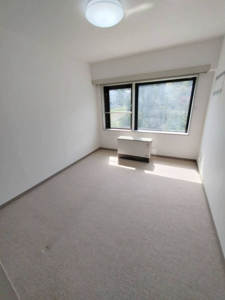 《洋室1》
約6.3帖のお部屋です。
日当たり良好♪こども部屋にもおすすめです。