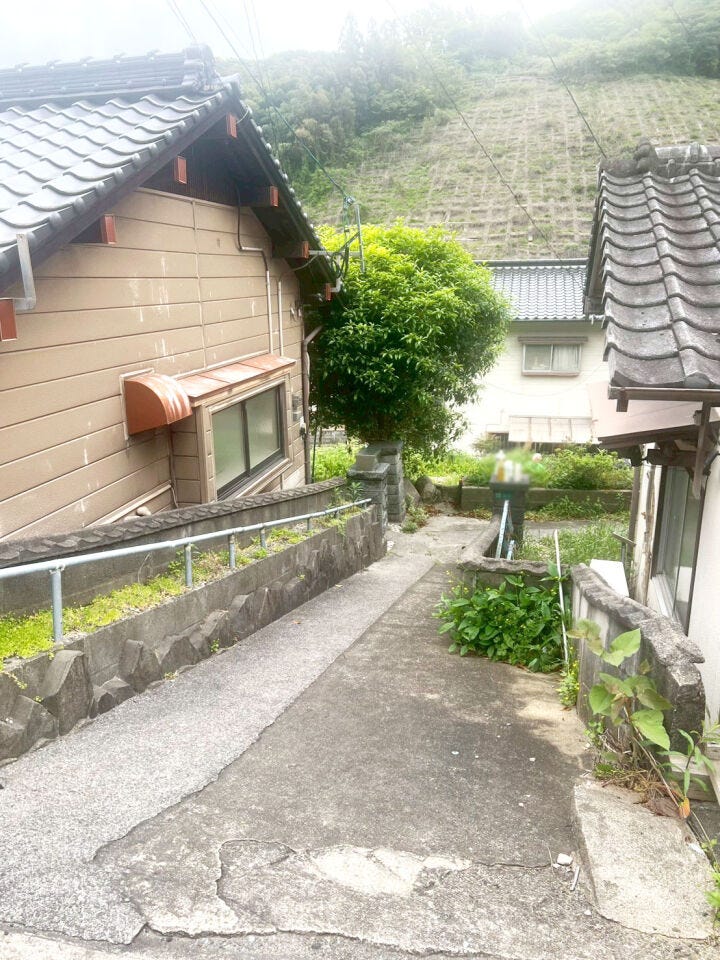 【閑静な住宅街】モニター付きインターホン♪2面採光♪シャンプードレッサー♪小学校まで徒歩10分圏内♪