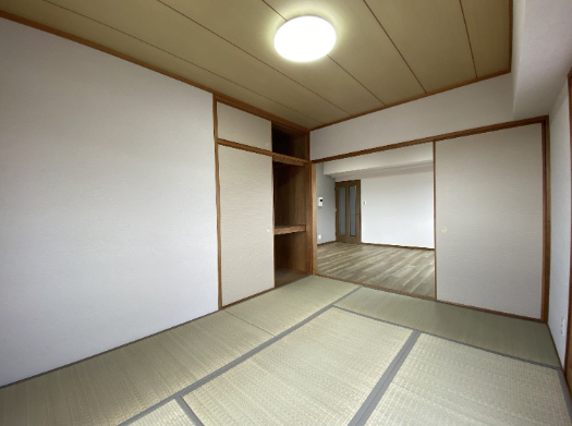 《古賀市天神1丁目 中古マンション》
ロワールマンション 古賀