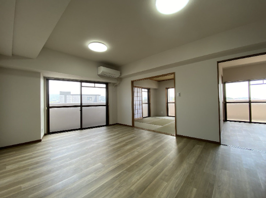 《古賀市天神1丁目 中古マンション》
ロワールマンション 古賀