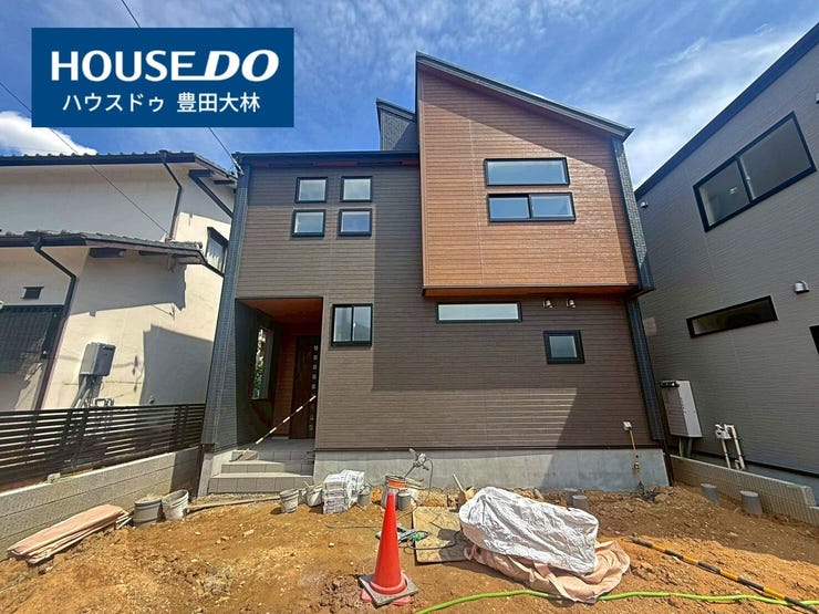 【外観】
◆見学予約受付中◆
現地をご覧いただき、周辺環境なども一緒に
ご確認いただけます!