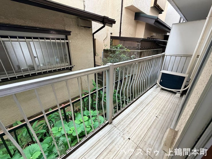 陽当たり良好で、洗濯物もよく乾く快適な外部空間