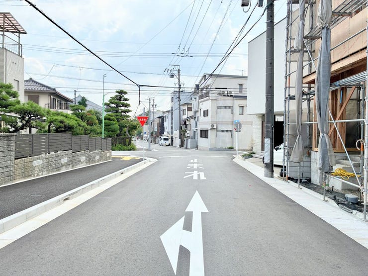 交通量の少ない道路です
