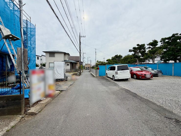 運河駅まで徒歩5分!!生活する上で必要な施設(幼稚園、小学校、スーパー等々)が全てそろっているといっても過言ではないくらい、暮らしやすい環境となっております!