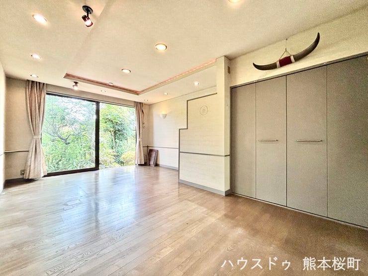 ■洋室■心からリラックスできる静けさ、上質な眠りで、毎日をリセットします。明日への活力を養う空間です。