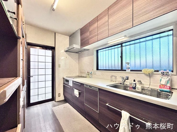 ■家族の「美味しい」が集まる舞台■高い機能性と美しいデザインを両立。料理する人も、待つ人も、笑顔になれる場所です。