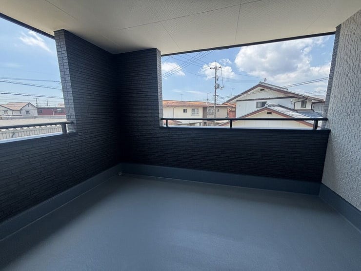 陽当たり・風通し良好で洗濯物もよく乾きます。