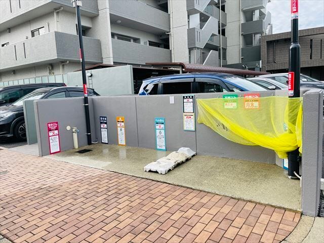 ゴミ捨て場です。