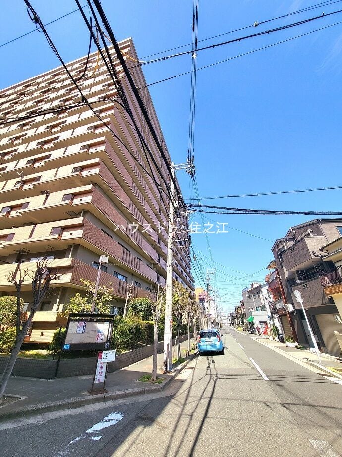 ★建物と前面道路の間には歩道がございますのでお子様も安心通学♪