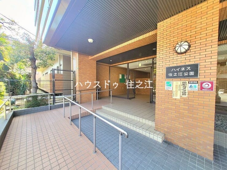 ★解放感のある入口で明るい印象を受けますね♪