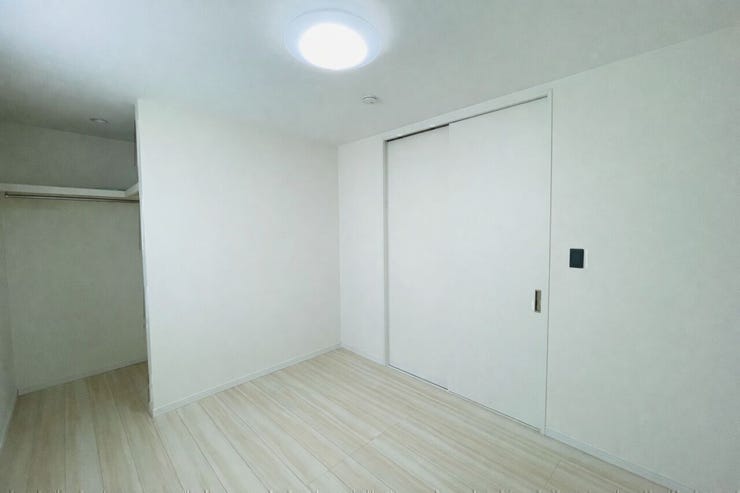 WIC完備の洋室☆
お子様のお部屋にはピッタリです。