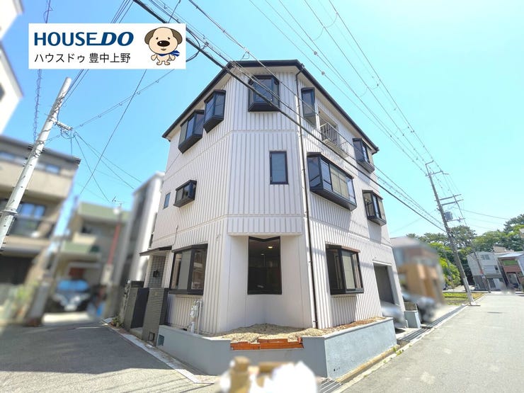 平成2年築の再生住宅!生活利便性の高い立地で、緑地小学校まで徒歩約1分!周辺は閑静な住宅地で騒音なども気になりません。道路は平坦で徒歩や自転車での移動も楽々です。