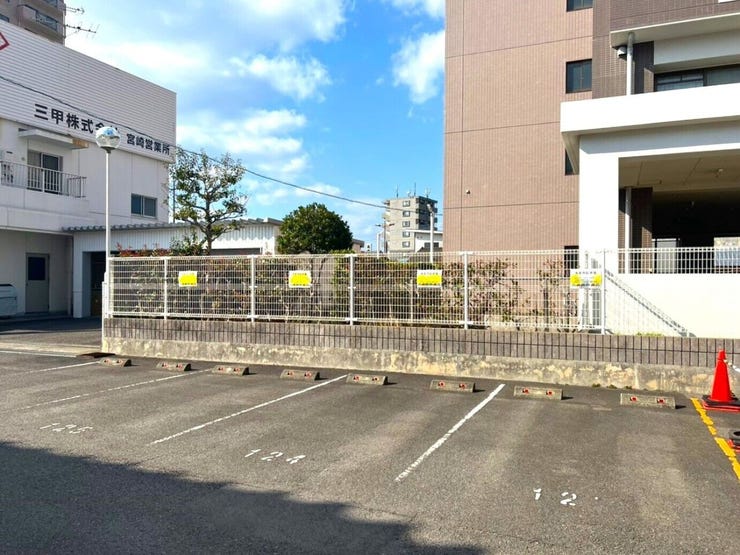 来客用駐車場