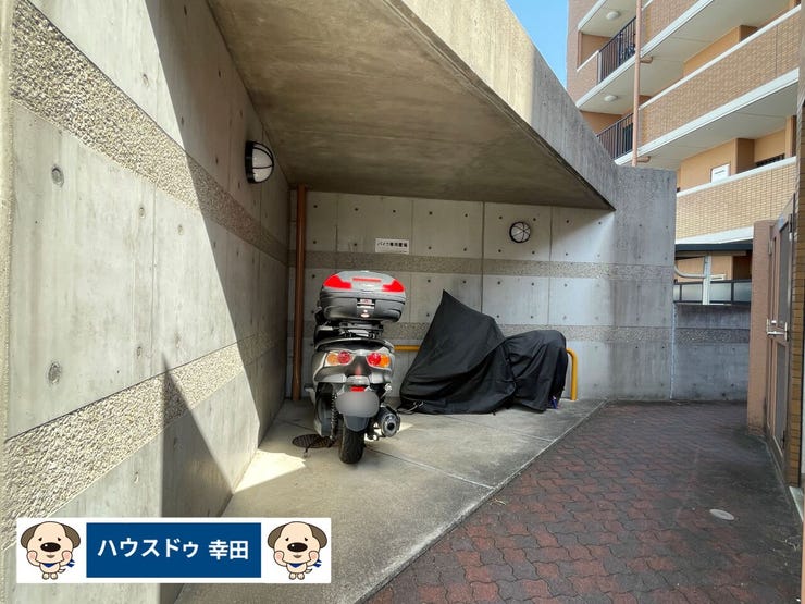 バイク置き場