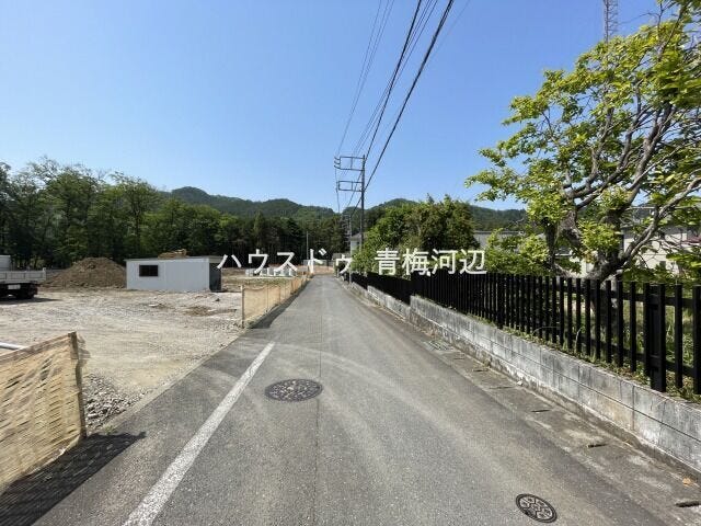 【東側 前面道路】幅員約4.5m~5.4mの前面道路です。