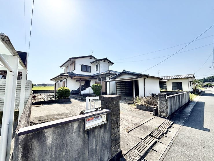 ■理想を叶える新しい暮らしの舞台■高いデザイン性と機能性を兼ね備えた住まい。ここで、家族の新しい物語が始まります。