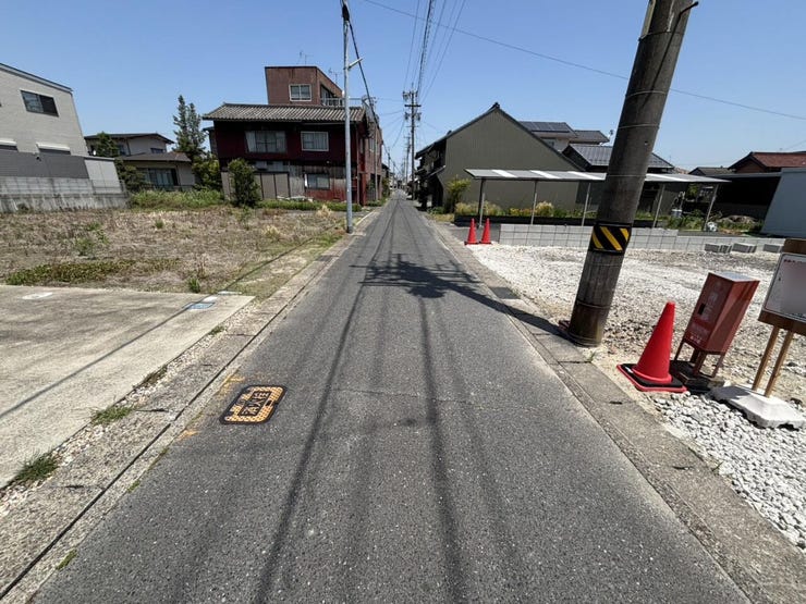 ■西側道路 約3.7m