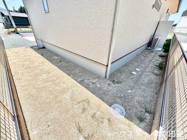 ■遊びと安らぎの多目的空間■子どもが安全に遊べ、ペットと触れ合い、大人も自然に癒やされる、暮らしを彩るスペースです。
