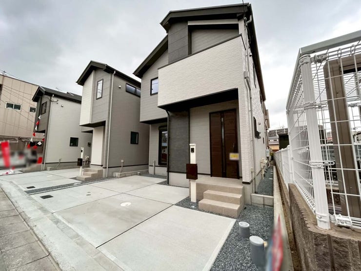 LDK約17帖♪KIS北九州市小倉北区大田町1期新築戸建て♪駐車並列2台♪収納充実♪全室フローリング